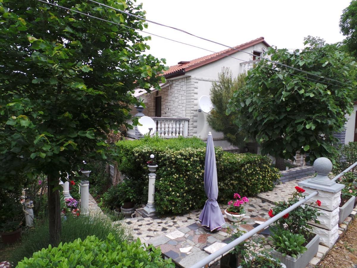 2 L Διαμέρισμα Jablanac Εξωτερικό φωτογραφία